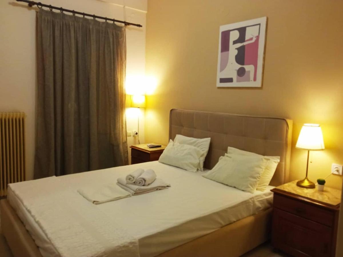 Koukonas Hotel Galaxidi Bagian luar foto