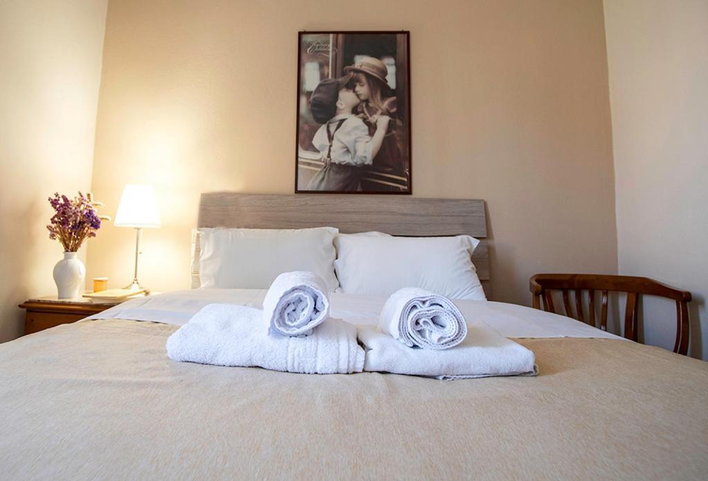 Koukonas Hotel Galaxidi Bagian luar foto