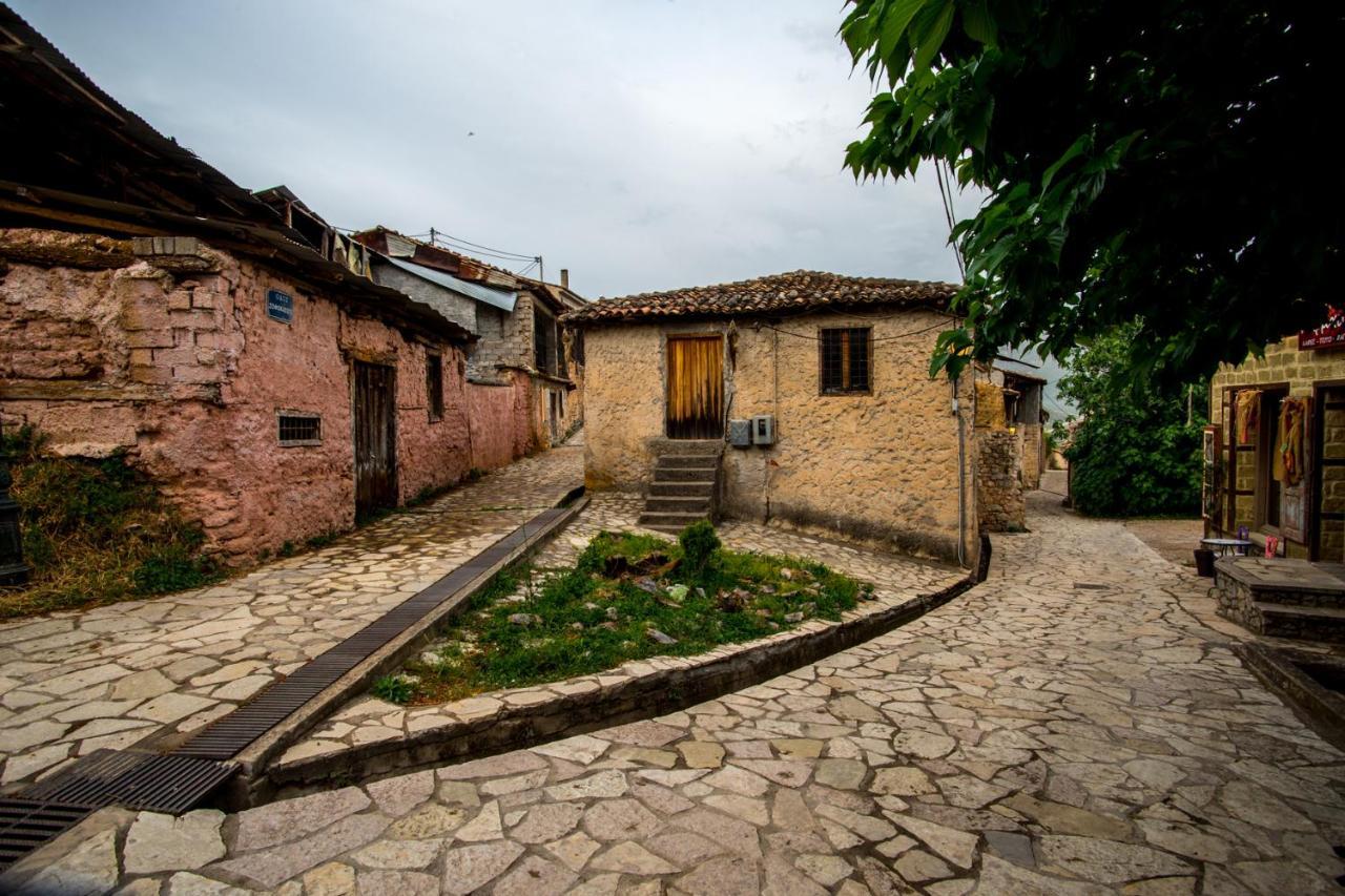 Koukonas Hotel Galaxidi Bagian luar foto